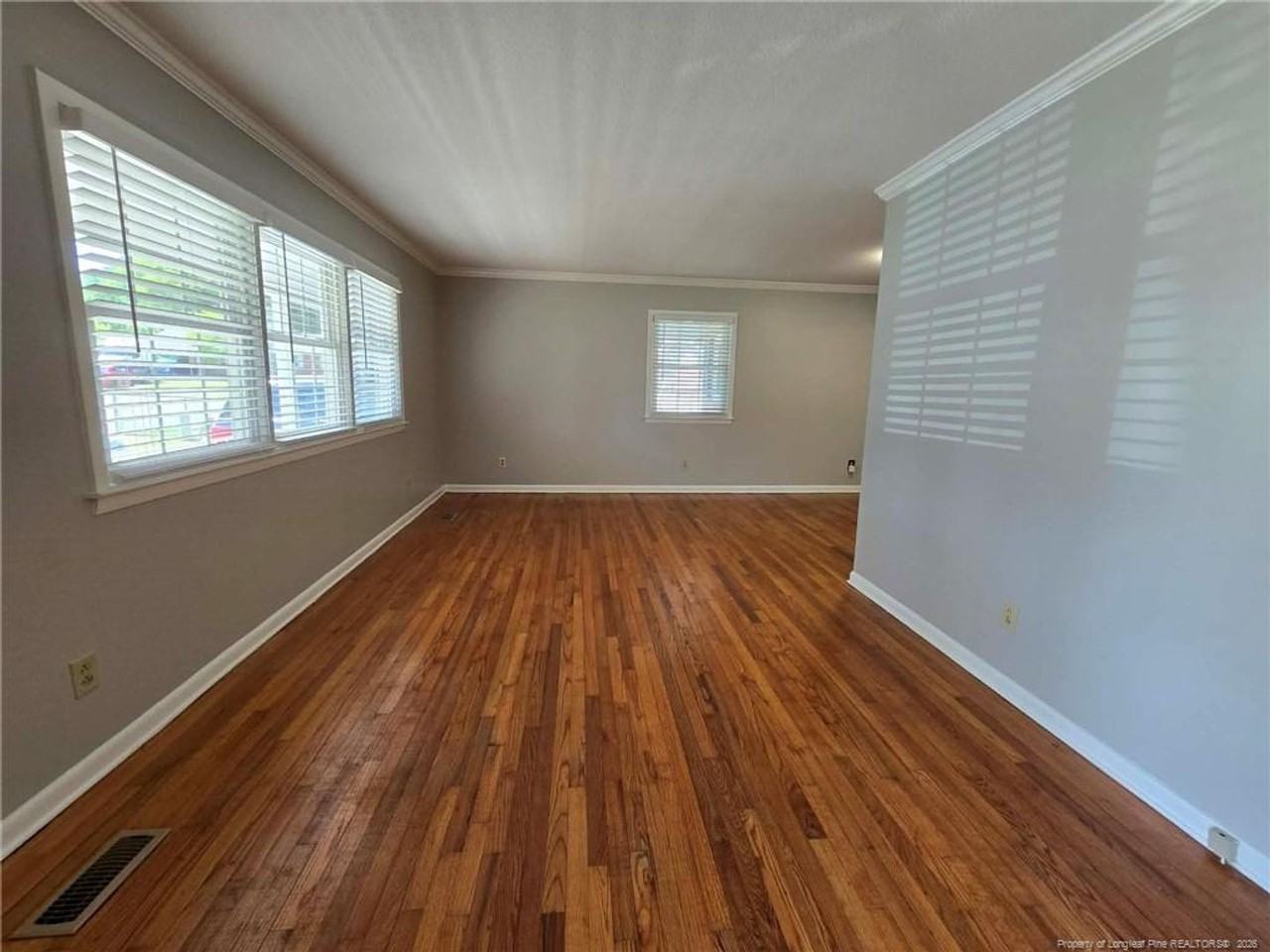 5410 Laramie Ct - Photo 6 of 20