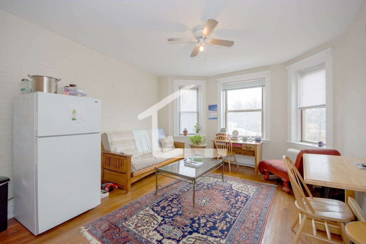 57 Park Dr - Photo 2 of 6
