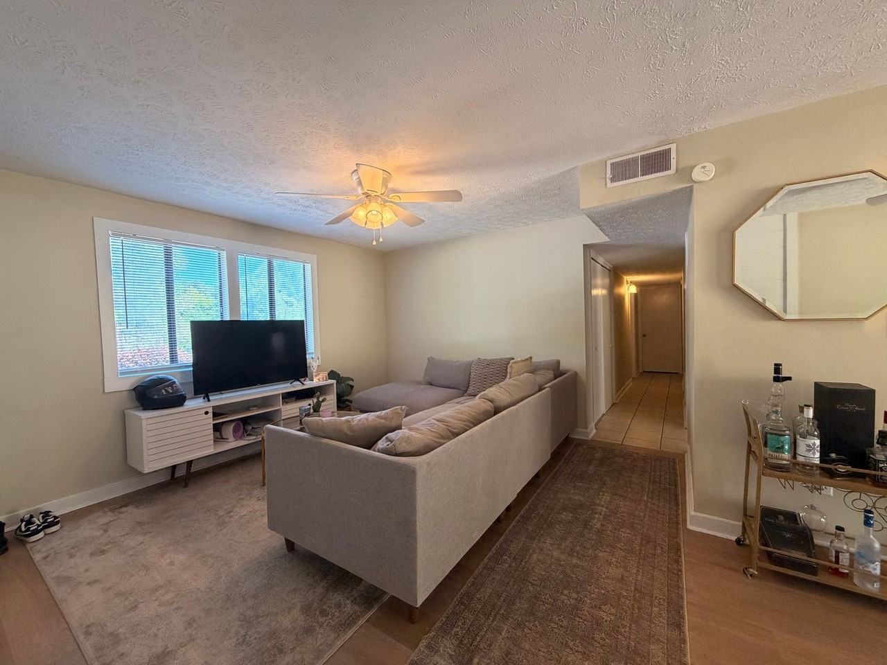 102/104 WELCH PLACE - Photo 5 of 14