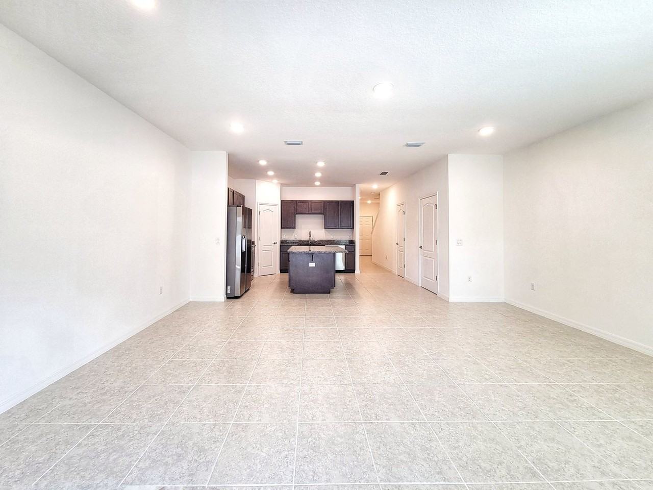 12523 Nw 7th Pl - Photo 6 of 33