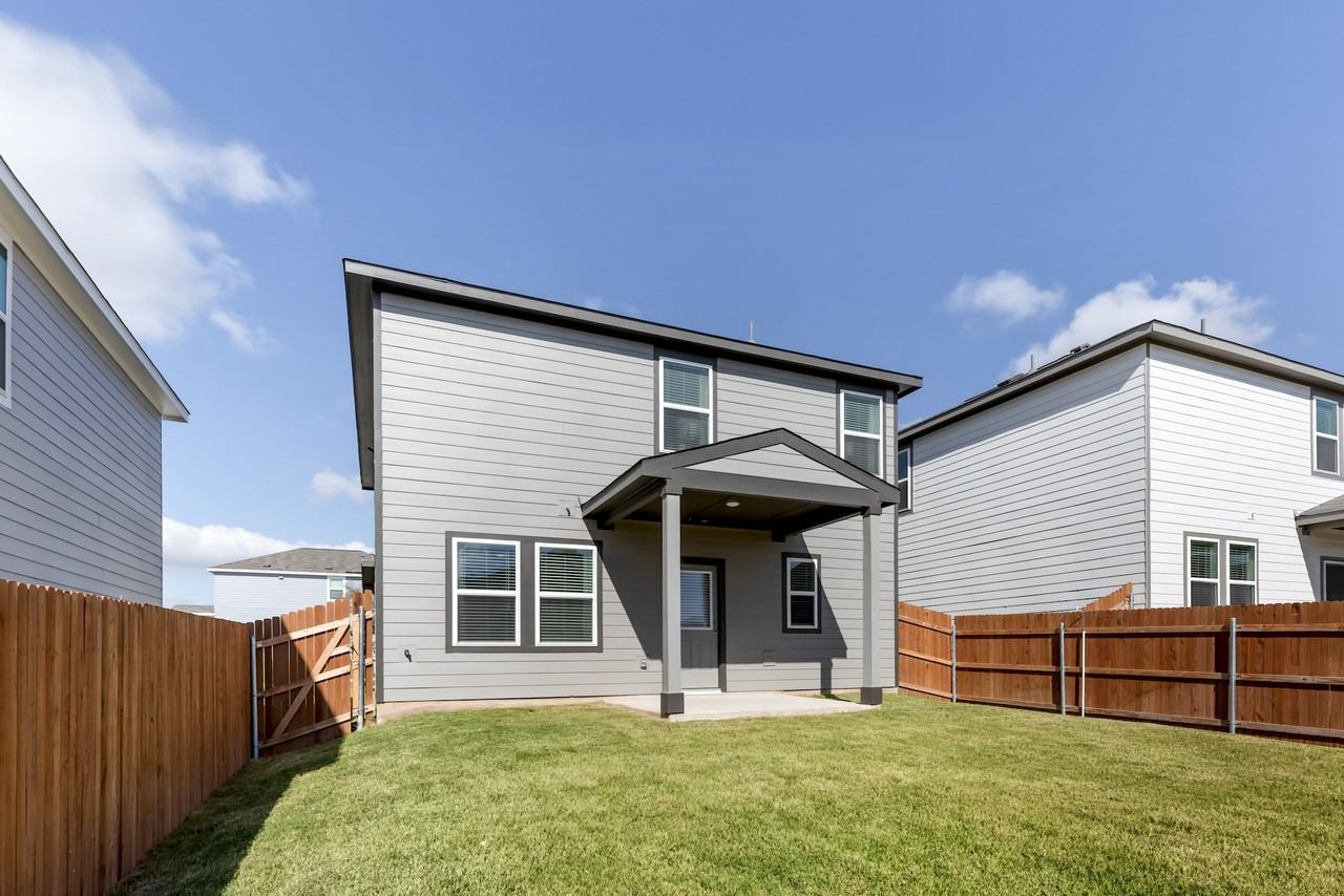 3401 Bach Drive - Photo 2 of 21