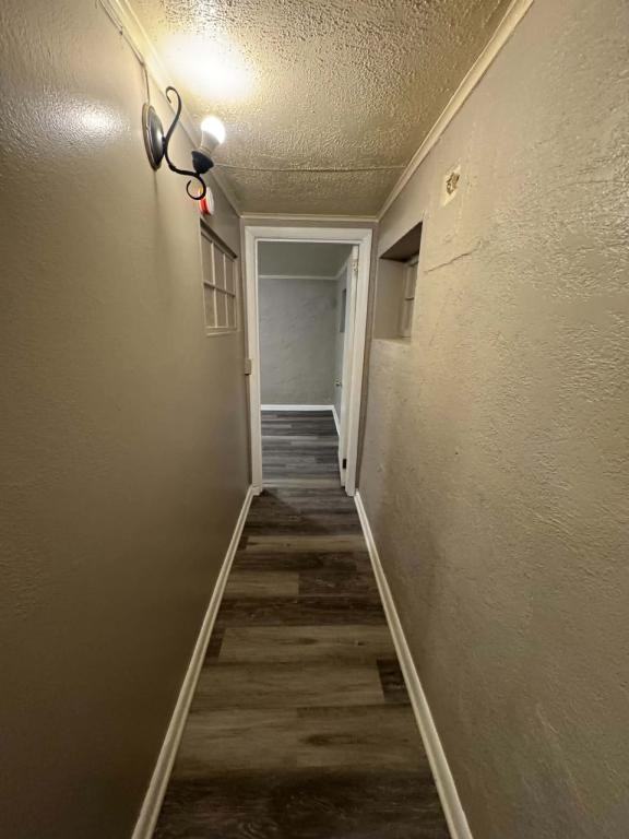 2807 Merriam Ln - Photo 6 of 11