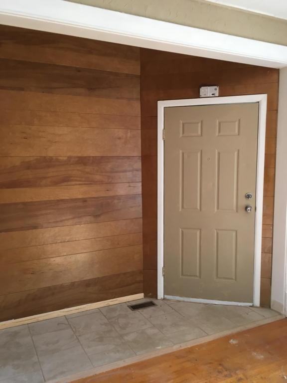 419 Macon Ave - Photo 5 of 8