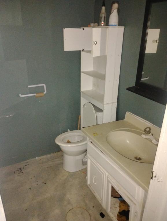 517 Hayward St - Photo 4 of 8