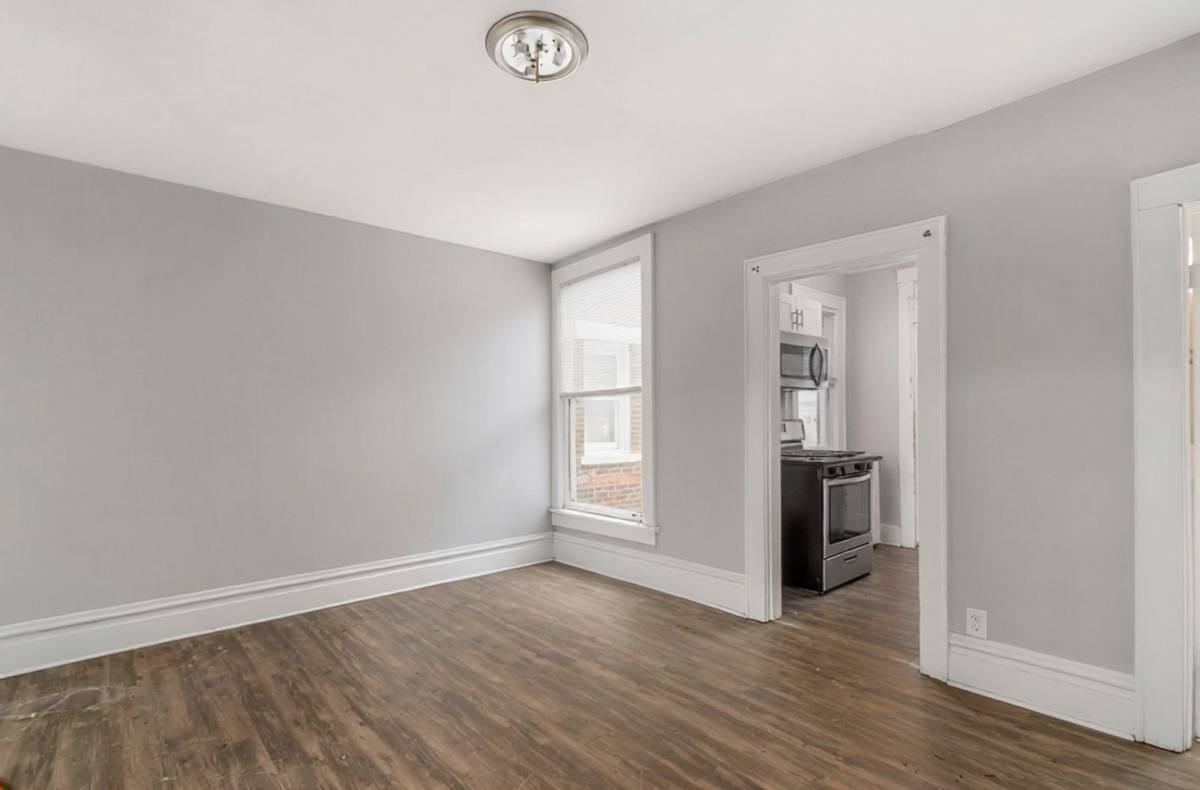24 E 2nd Ave #2 - Photo 5 of 10