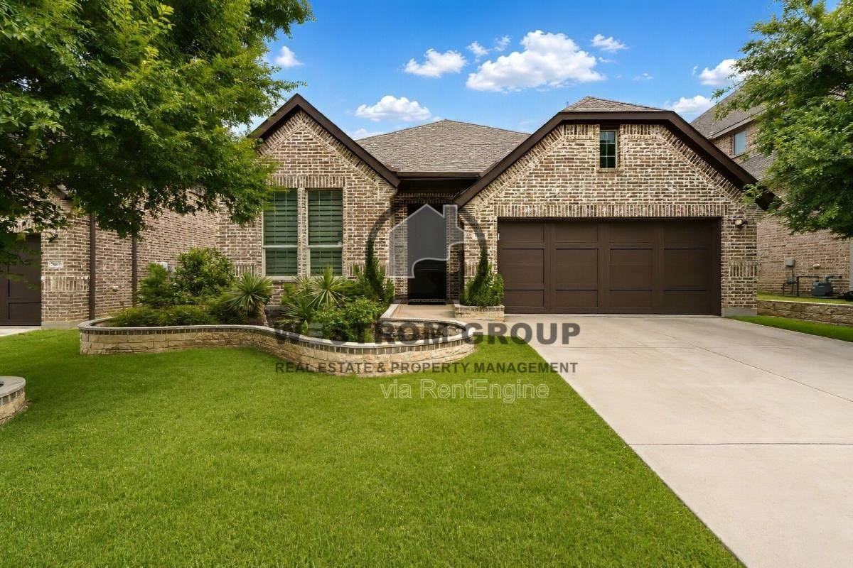 2609 Navarro Trl - Photo 2 of 10