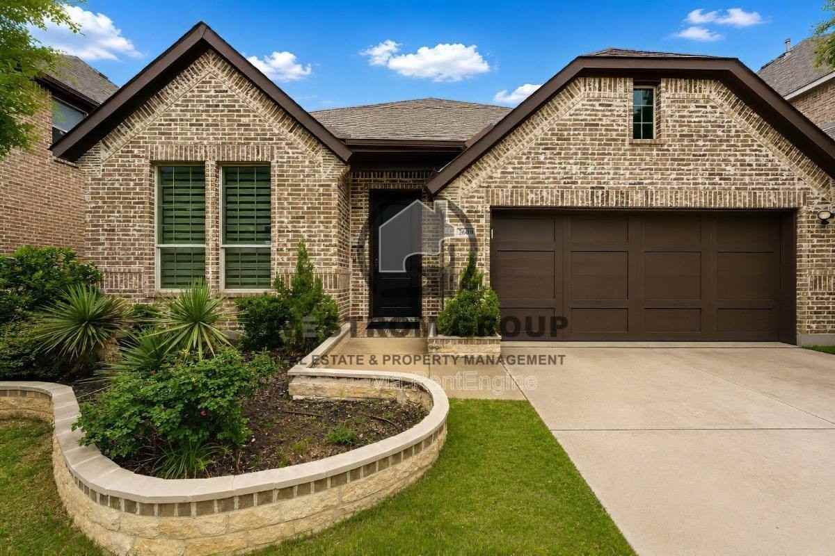 2609 Navarro Trl - Photo 3 of 10