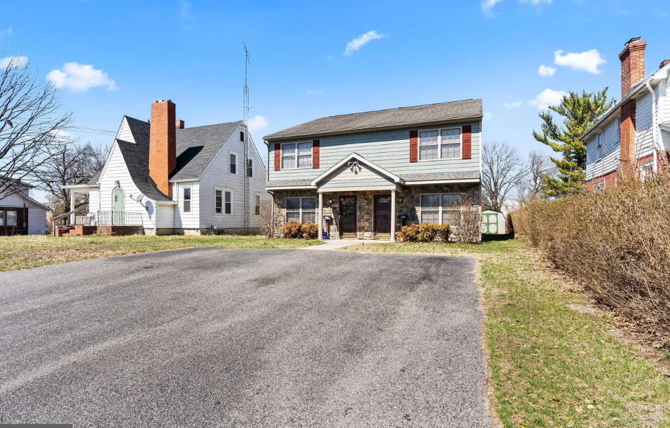 1527 Sherman Ave - Photo 4 of 30
