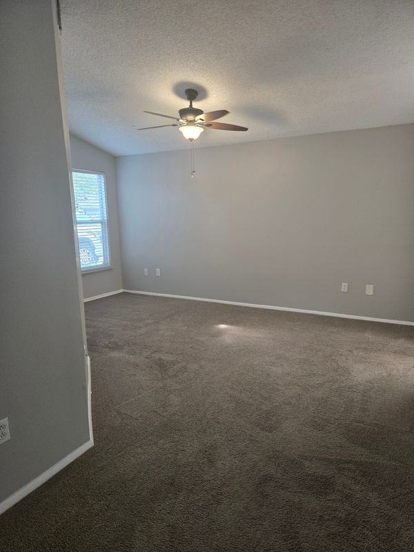787 Arthurs Ct - Photo 6 of 7