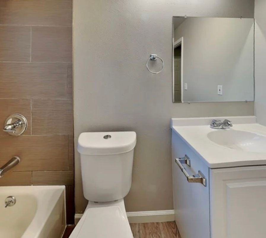 3256 Curtis St - Photo 4 of 6