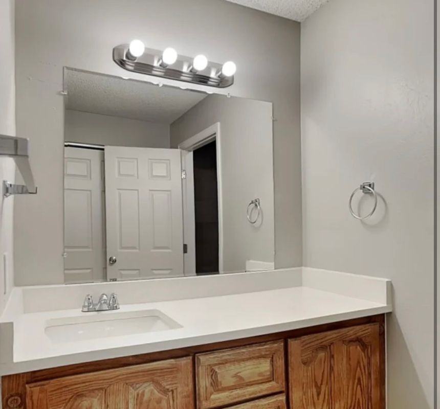 3256 Curtis St - Photo 5 of 6