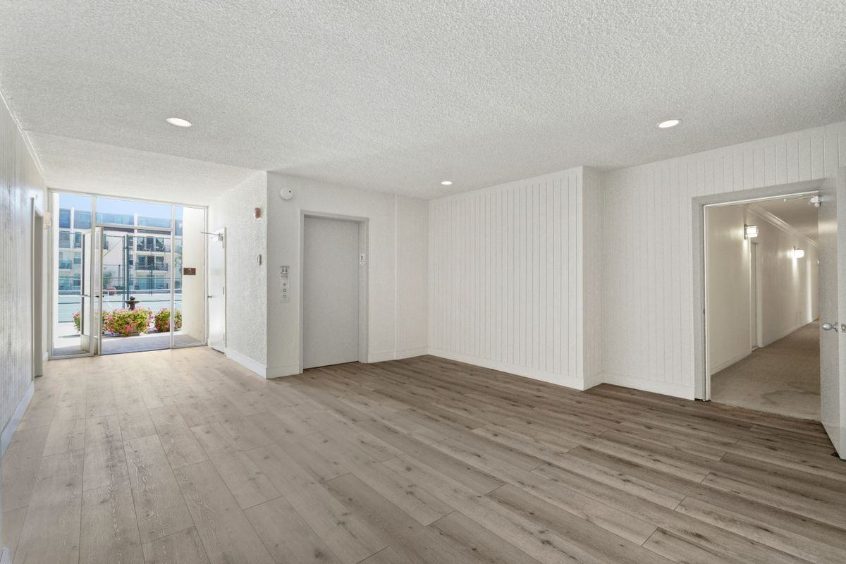 23901 Civic Center Way - Photo 5 of 21
