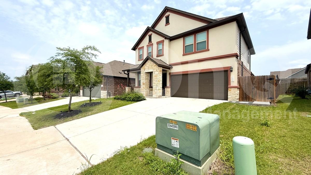 11809 Selkirk Dr - Photo 2 of 26