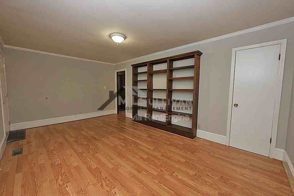 100 South St - Photo 4 of 25