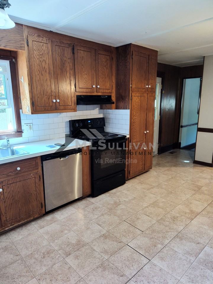 100 South St - Photo 6 of 25