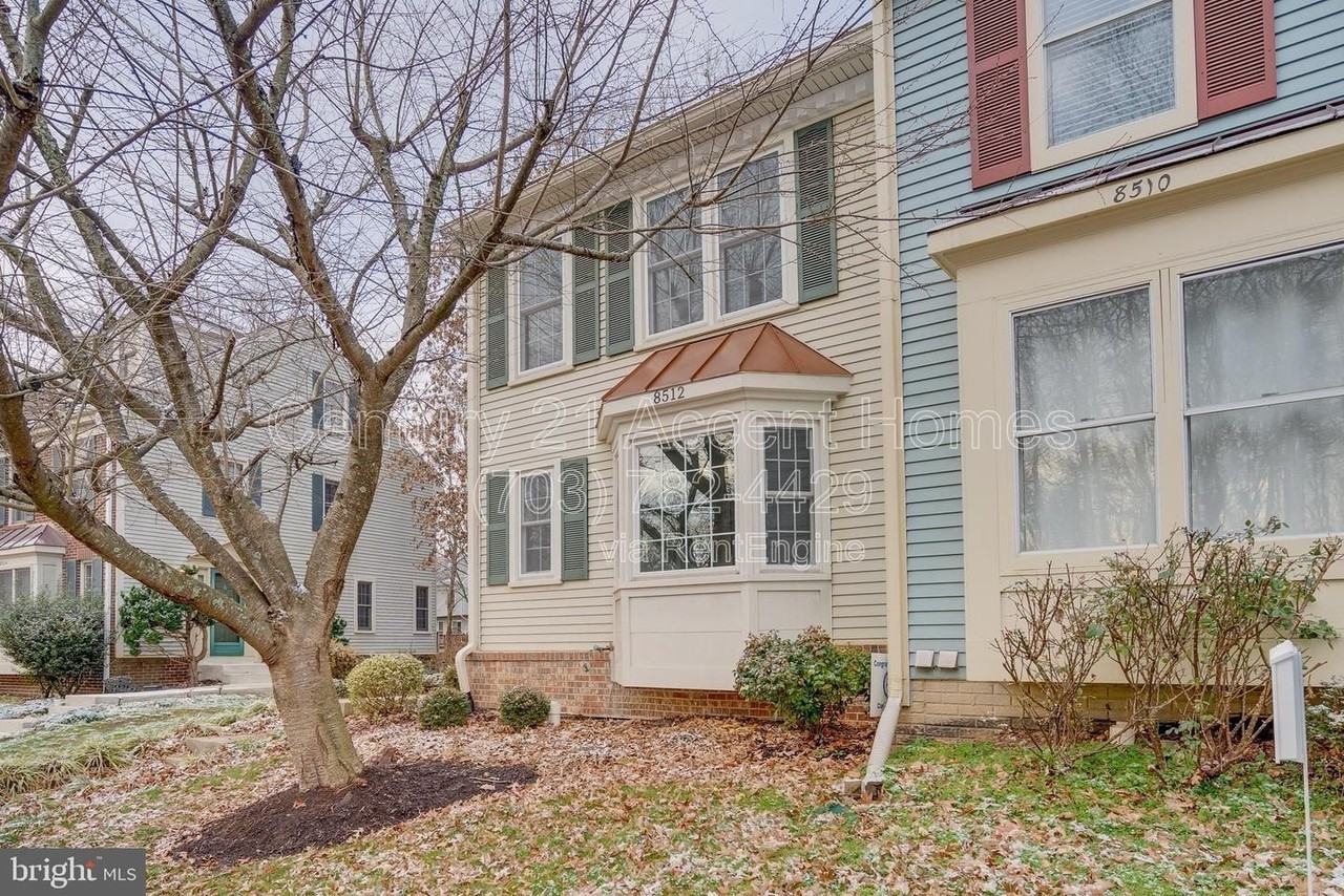 8512 Laurel Oak Dr - Photo 2 of 40