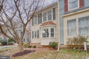 8512 Laurel Oak Dr - Photo 1 of 1