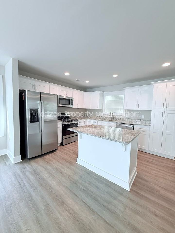 6710 Sawnee Ter - Photo 5 of 24