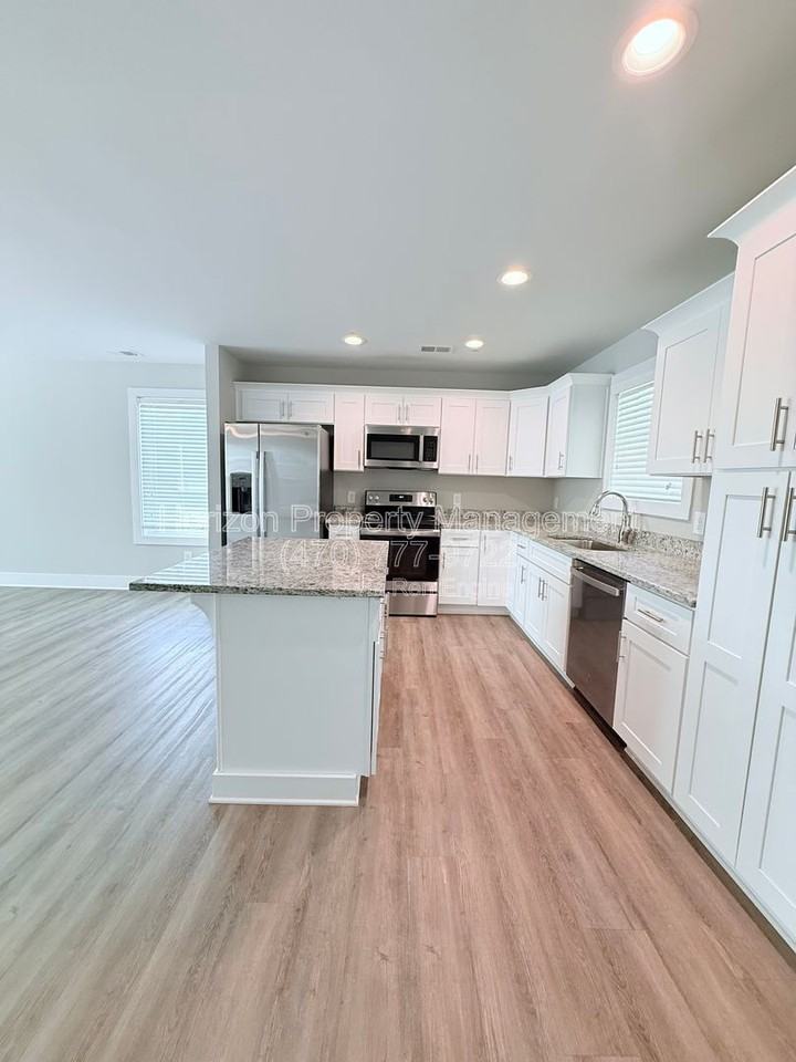 6710 Sawnee Ter - Photo 6 of 24