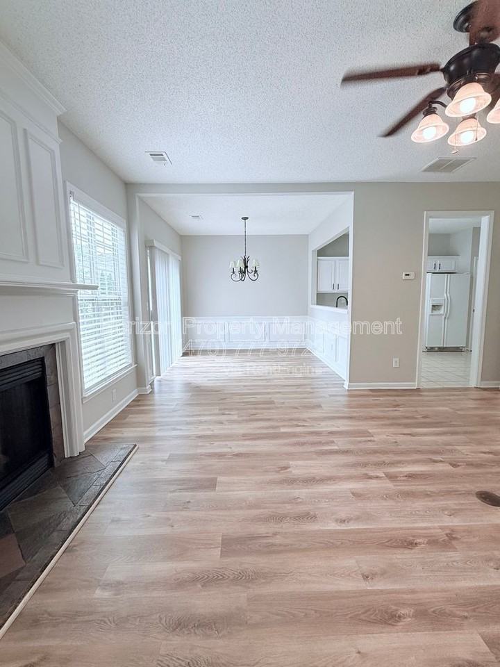 2425 Elkhorn Ter #30 - Photo 4 of 19