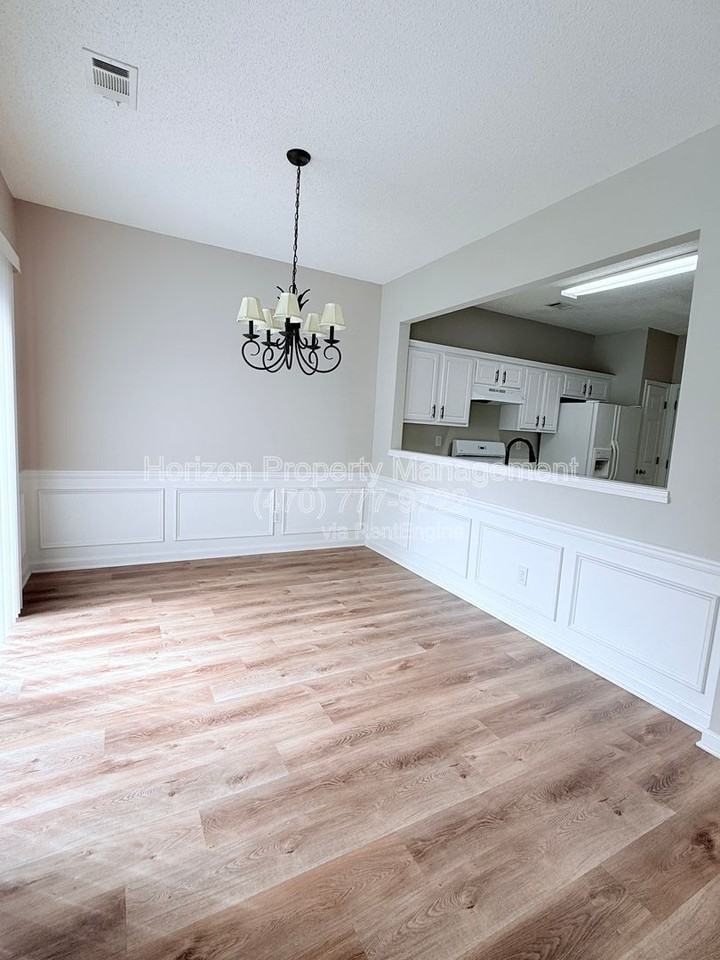 2425 Elkhorn Ter #30 - Photo 5 of 19