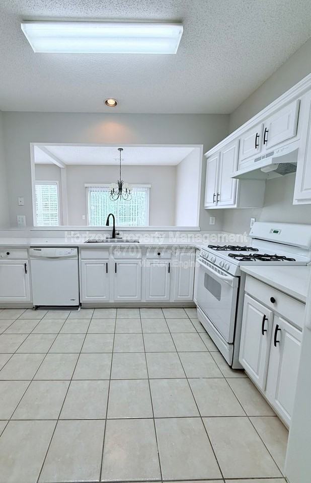 2425 Elkhorn Ter #30 - Photo 7 of 19