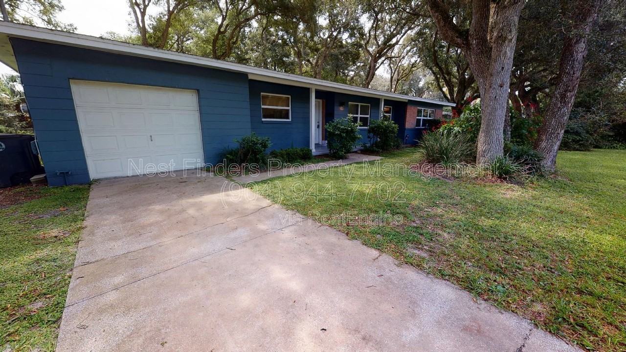 1365 Seminole Rd - Photo 2 of 19