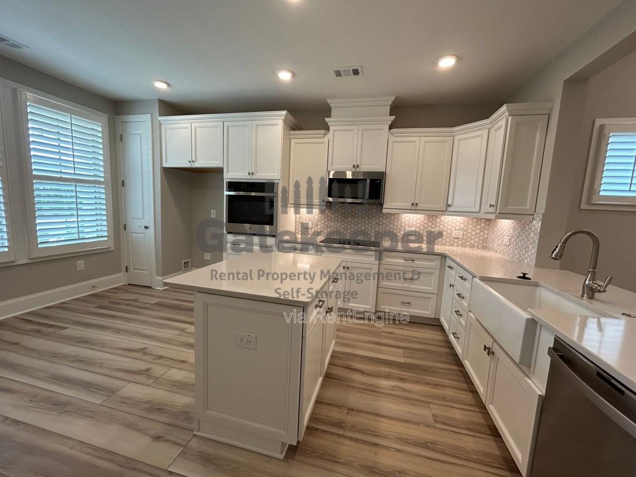 411 Silverbell Ct - Photo 4 of 20