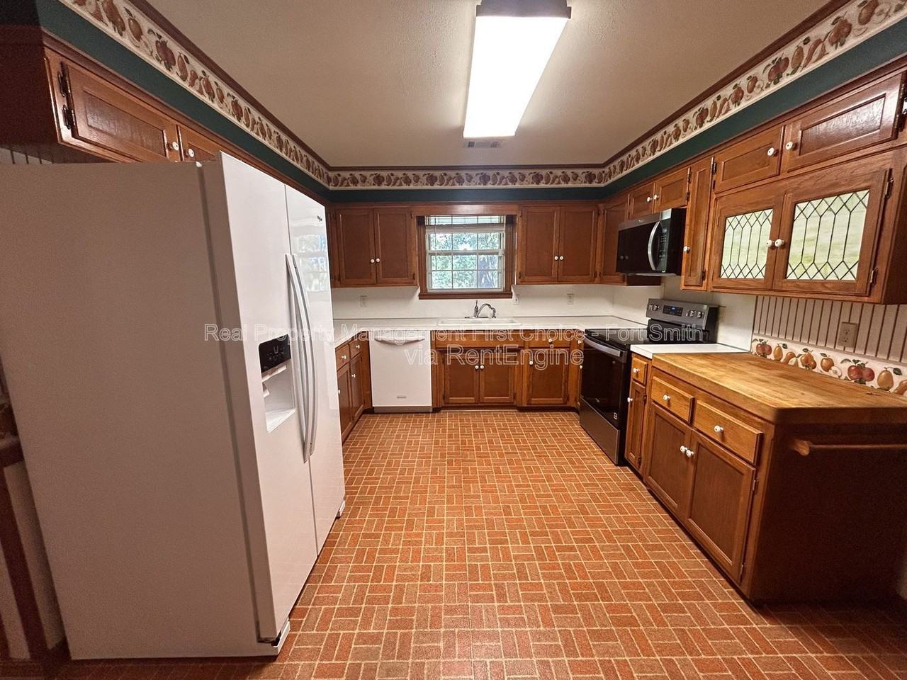 2909 Hendrix Rd - Photo 6 of 50