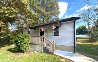 706 Hillside St - Photo 1 of 1