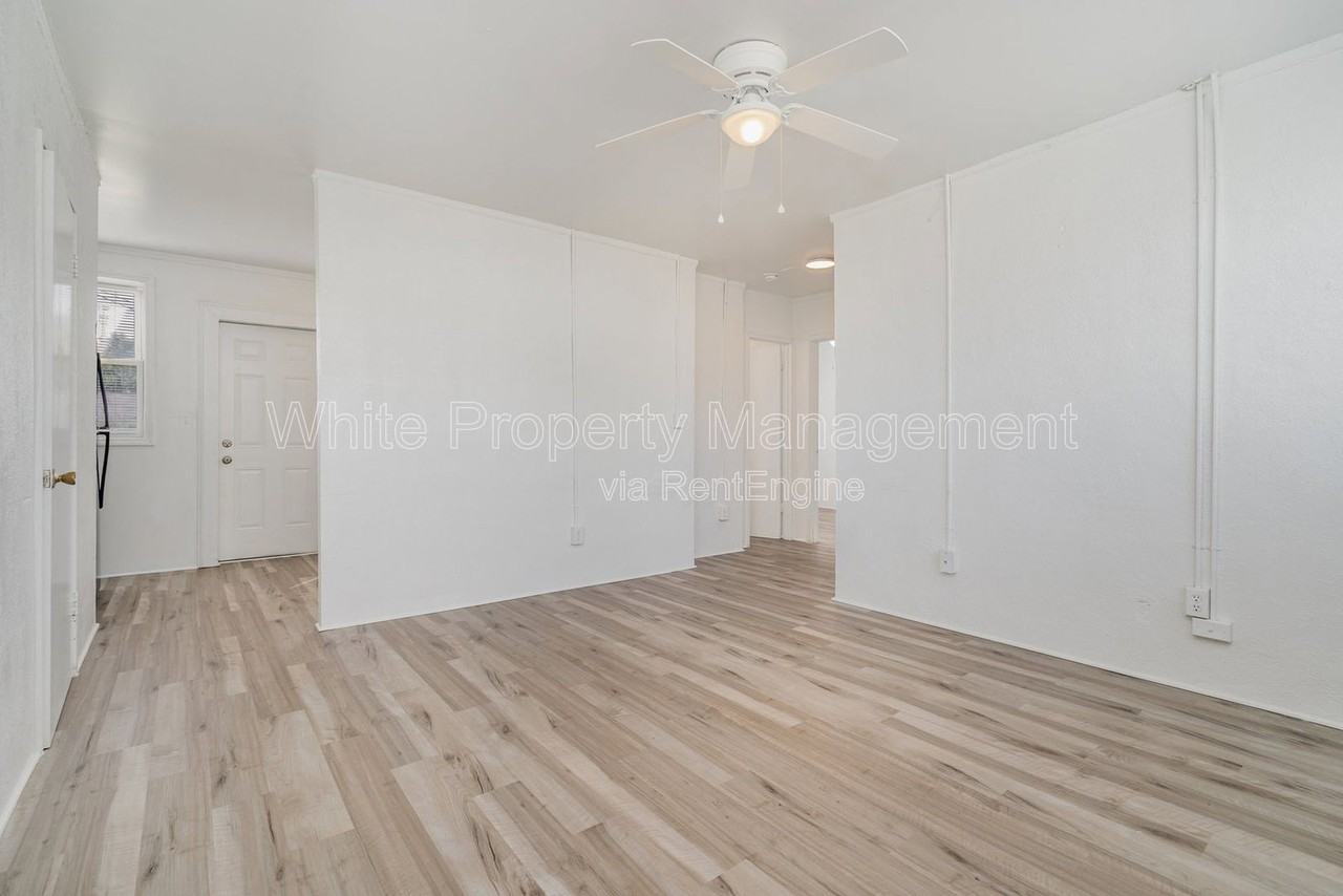 200 York St #F2 - Photo 3 of 38