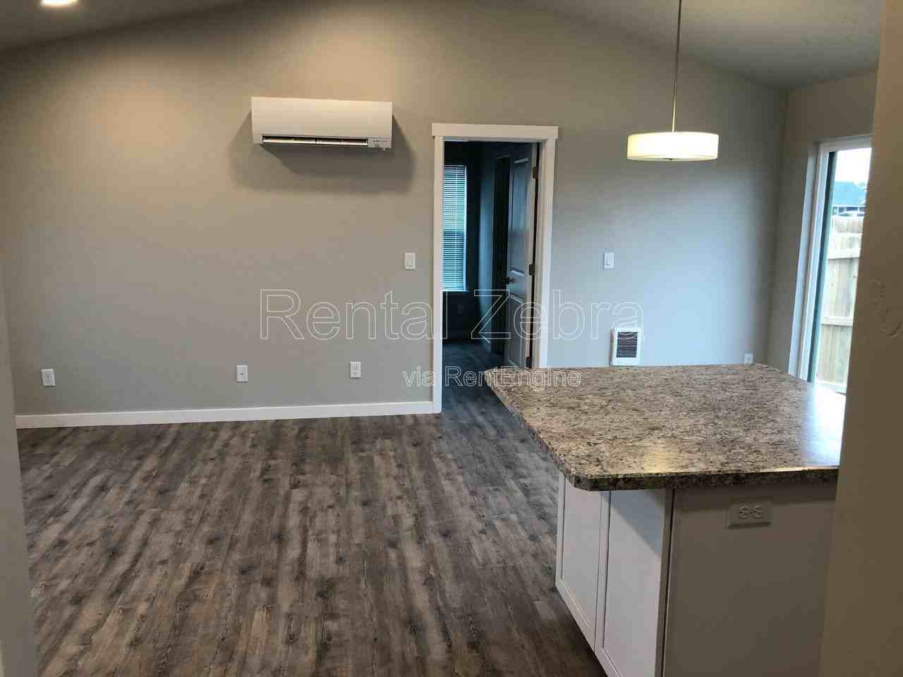 2355 Sw Canal Blvd #2357 - Photo 5 of 13