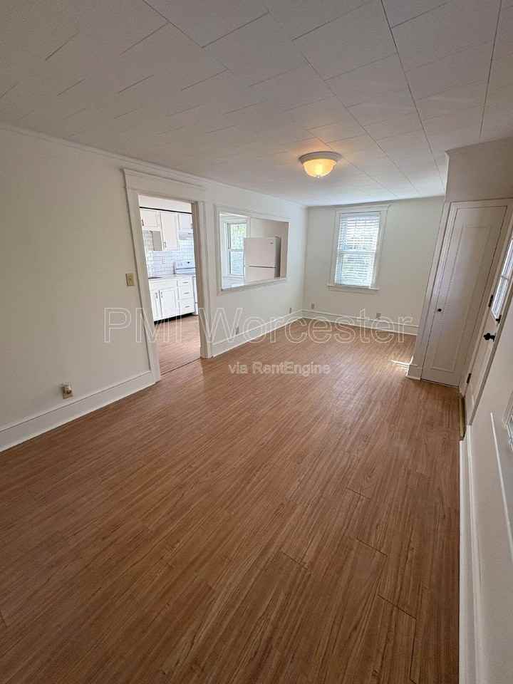 143 Commonwealth Ave #2 - Photo 7 of 13