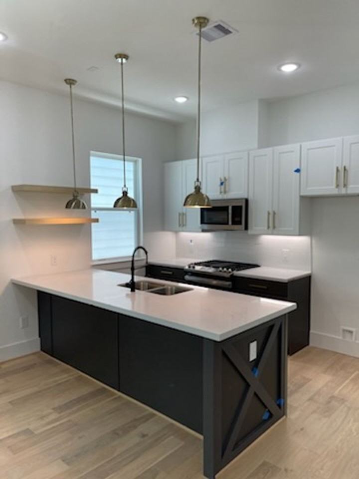 9024 Wellspring Dr - Photo 2 of 12