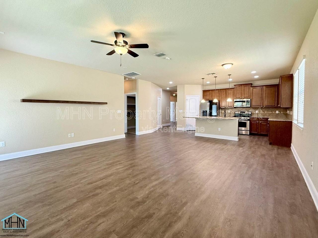 12807 Waterlily Way - Photo 4 of 18