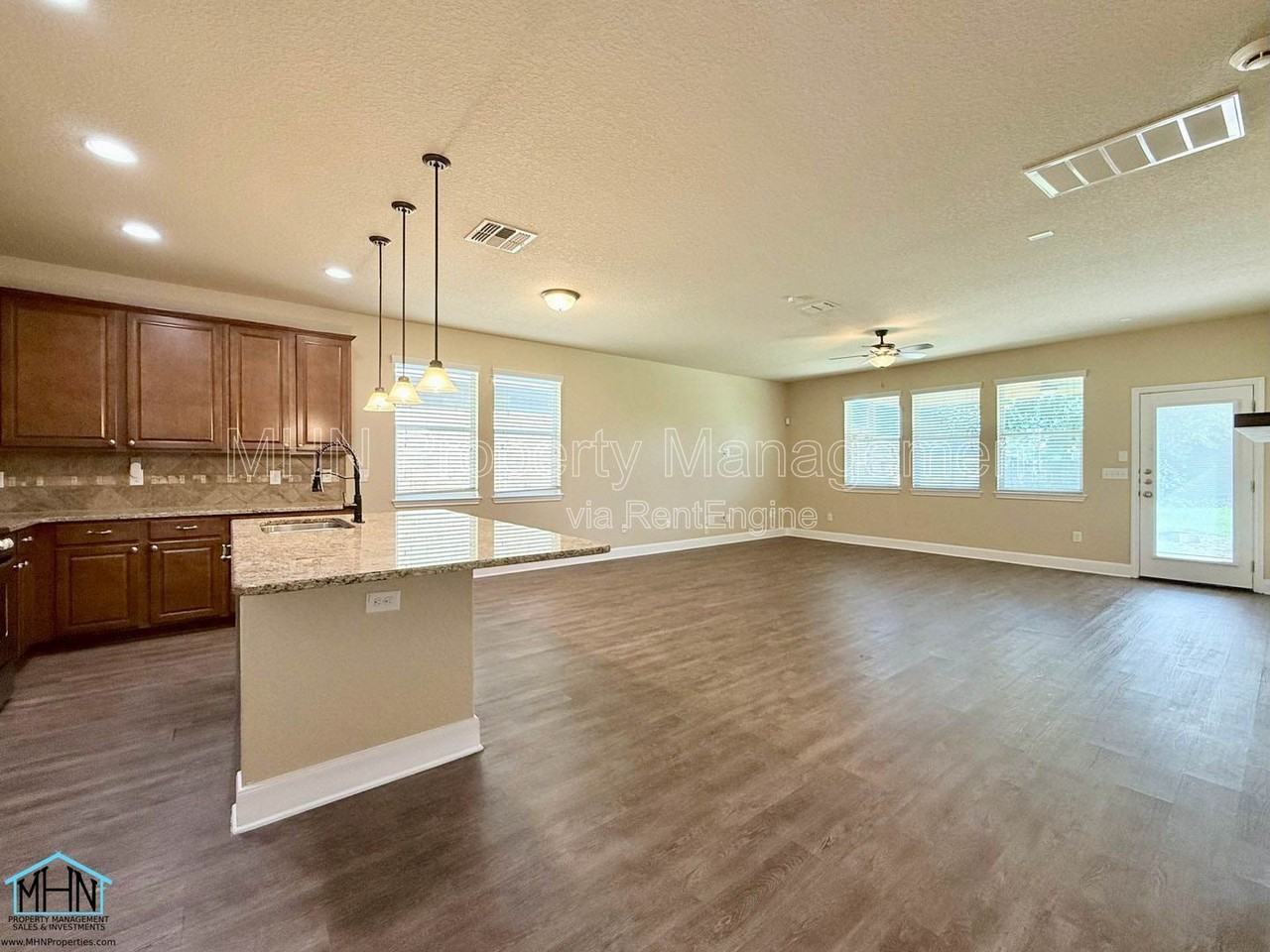 12807 Waterlily Way - Photo 5 of 18