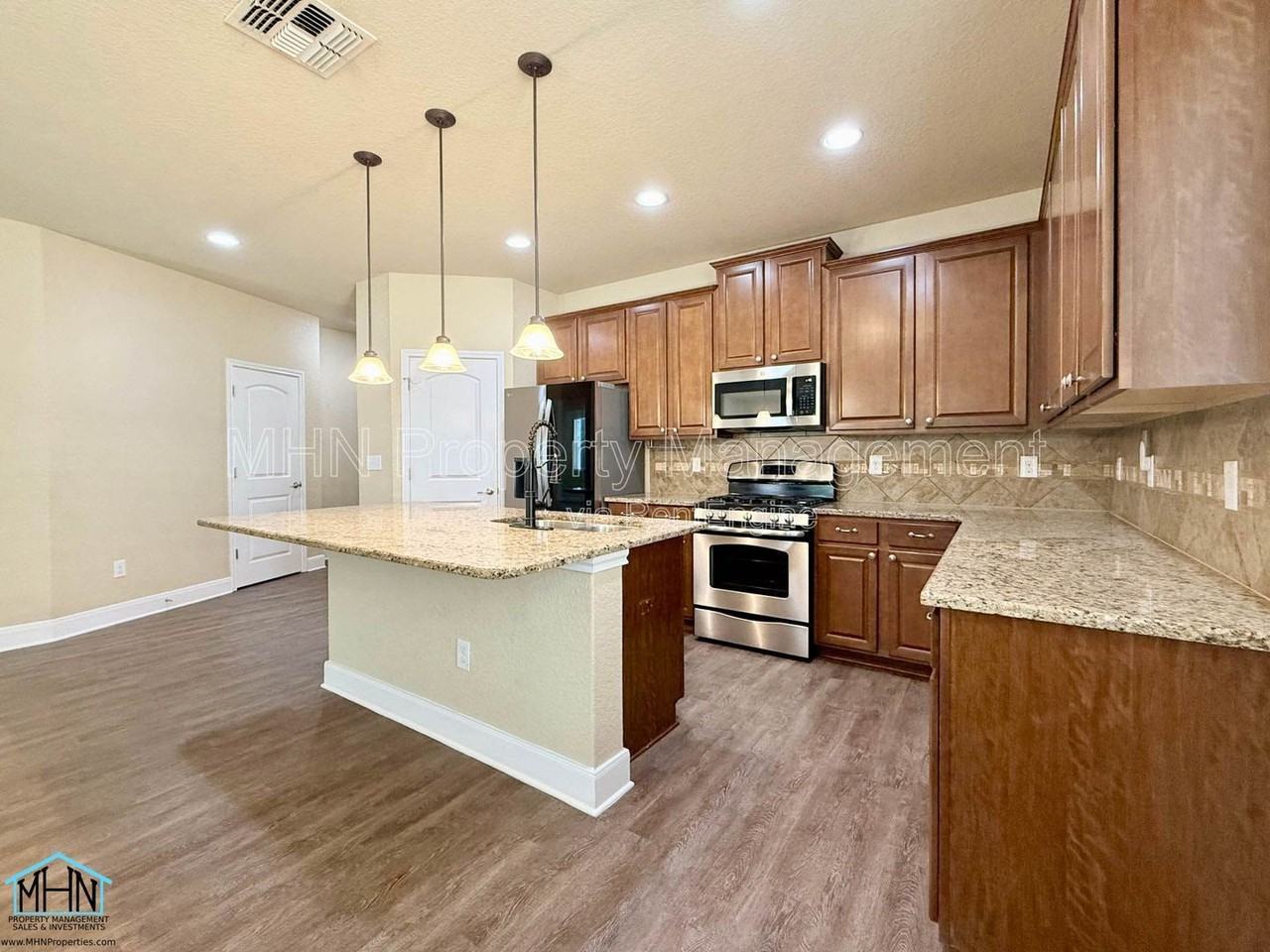 12807 Waterlily Way - Photo 6 of 18
