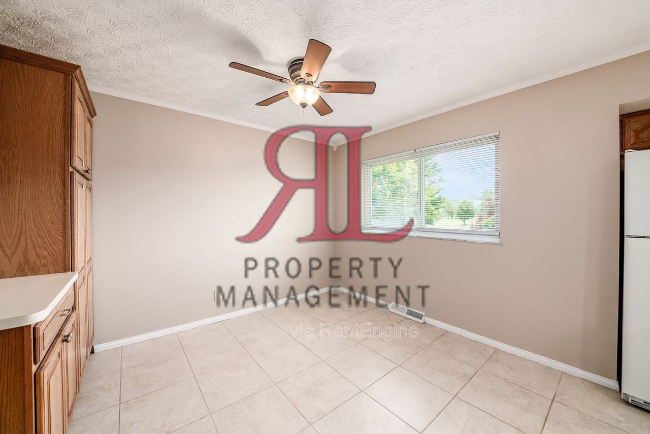 7775 Peter Hoover Rd - Photo 6 of 49