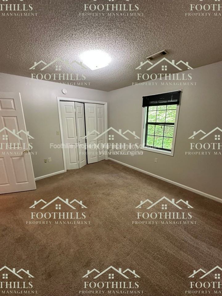119 Woodland Dr #B - Photo 7 of 13
