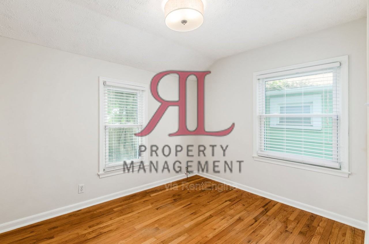 317 E Royal Forest Blvd - Photo 7 of 29
