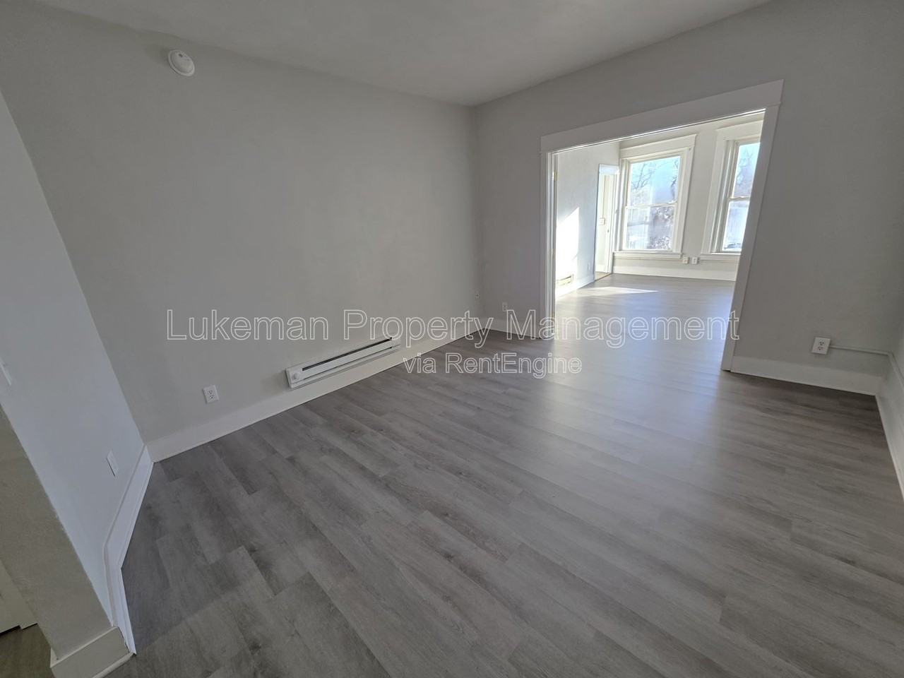 1338 Portage St - Photo 3 of 5