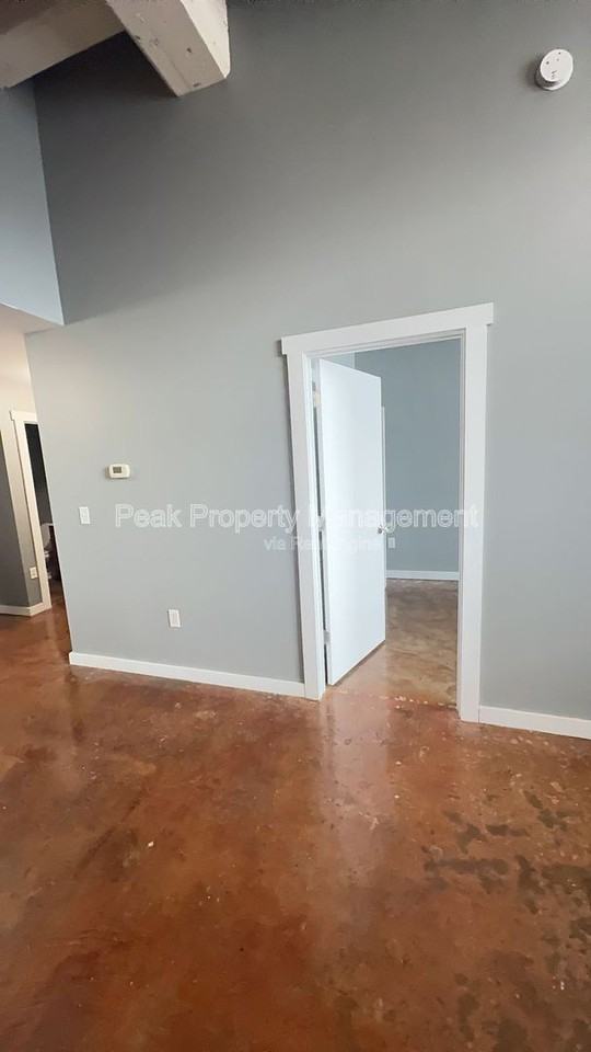 1510 W Broad St #204 - Photo 6 of 33