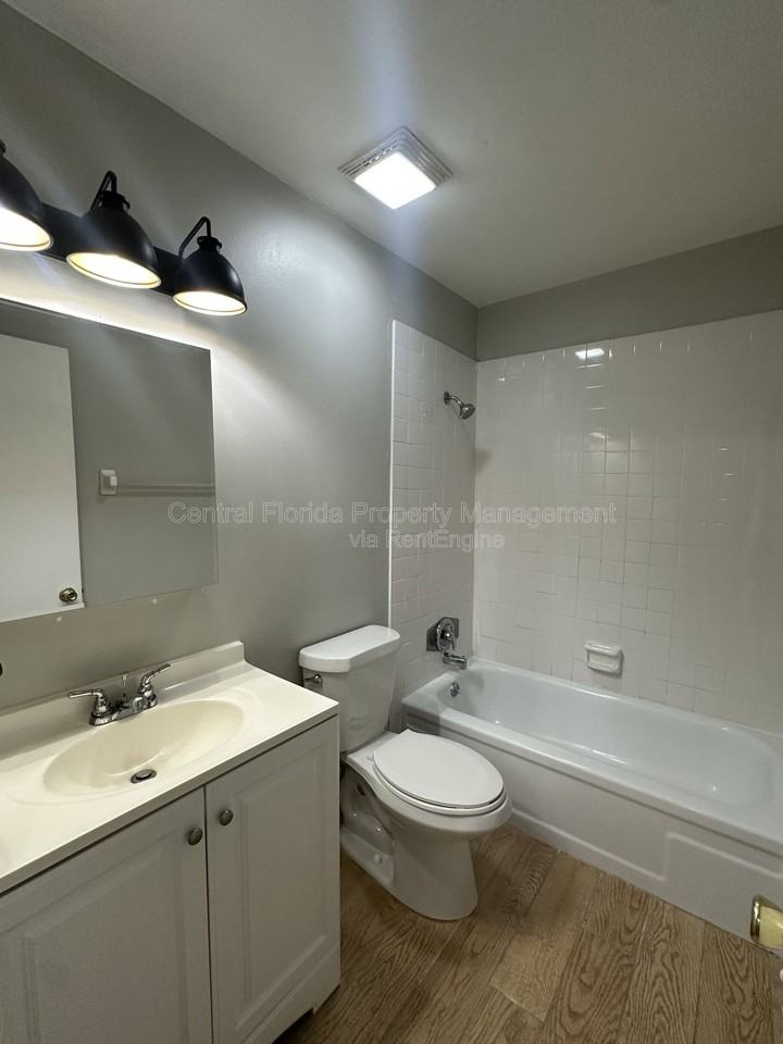 296 Lewfield Cir #1 - Photo 6 of 8