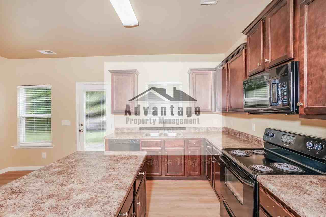 133 Centerra Springs Dr - Photo 6 of 15