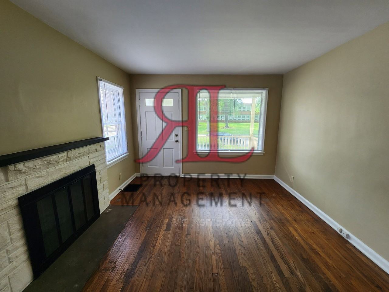 416 S Weyant Ave - Photo 4 of 32