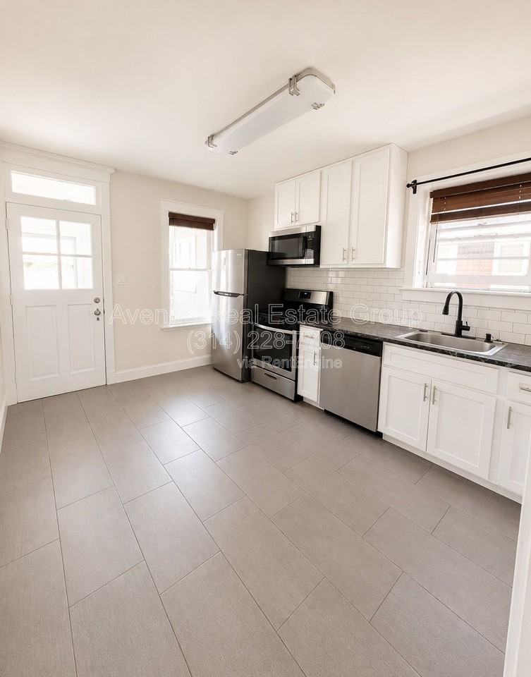5533 Holly Hills Ave #1 - Photo 5 of 10