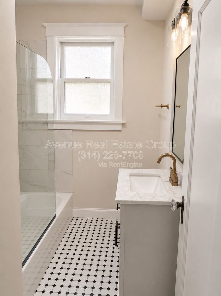 5533 Holly Hills Ave #1 - Photo 6 of 10