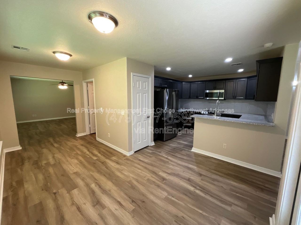 1 Lathrop Ln - Photo 4 of 16