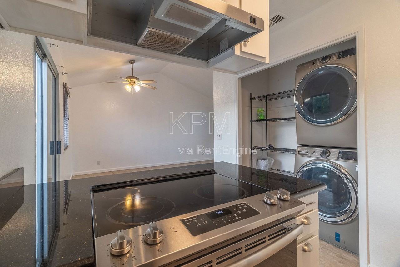 445 Almond Dr #144 - Photo 7 of 17