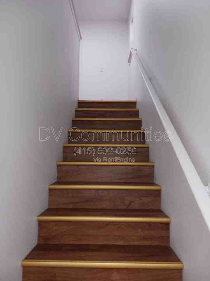 2571 Nw Cedar Ave #1-1 - Photo 5 of 13